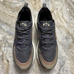 APL Athletic Propulsion Labs Streamline Sneakers Women’s 7.5
